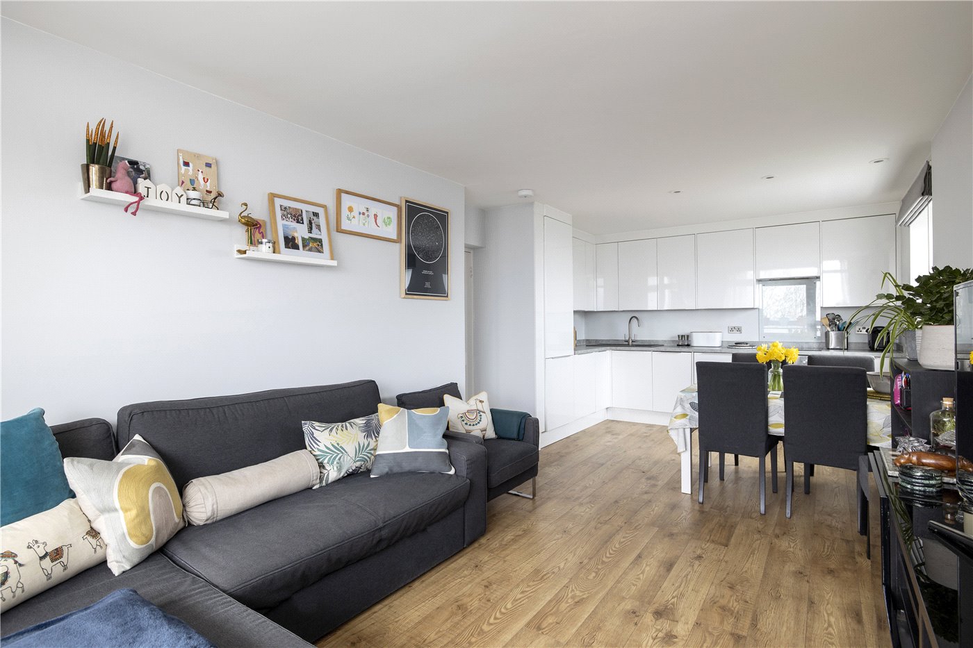 Reception/Kitchen